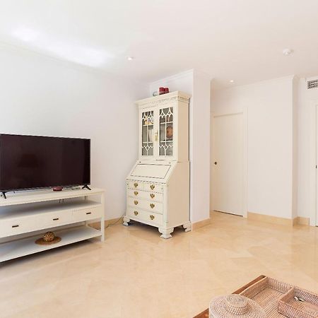 Elviria Playa White Pearl Beach Marbella Bagian luar foto