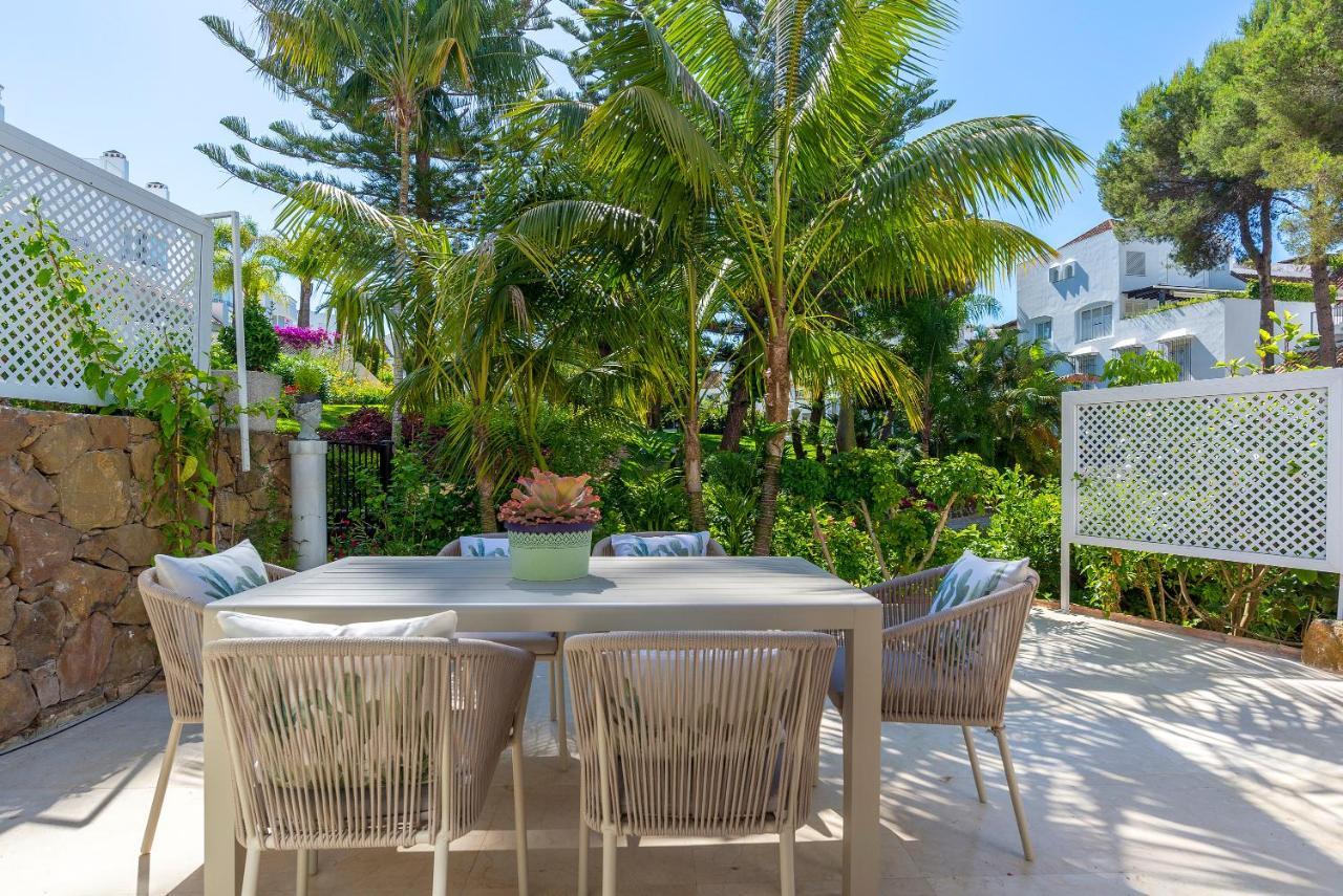 Elviria Playa White Pearl Beach Marbella Bagian luar foto