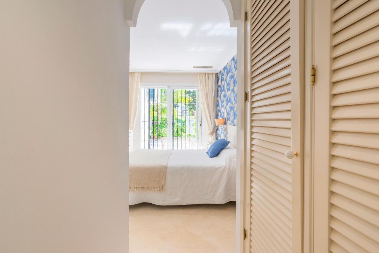 Elviria Playa White Pearl Beach Marbella Bagian luar foto