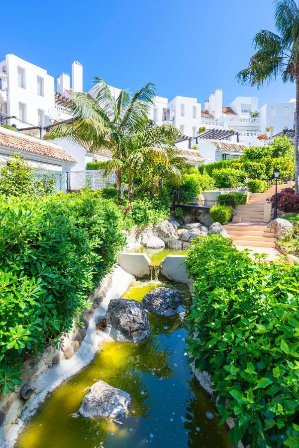 Elviria Playa White Pearl Beach Marbella Bagian luar foto